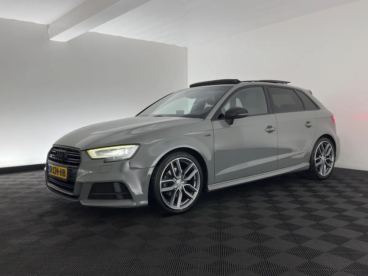 35 TFSI S-Line Edition MHEV Aut. *PANO | LEATHER-FABRIC | LED-LIGHTS | DIGI-COCKPIT | NAVI-FULLMAP | HEATED-SPORTSEATS | PRIVACY-GLASS | ECC | PDC | CRUISE | 18''ALU*