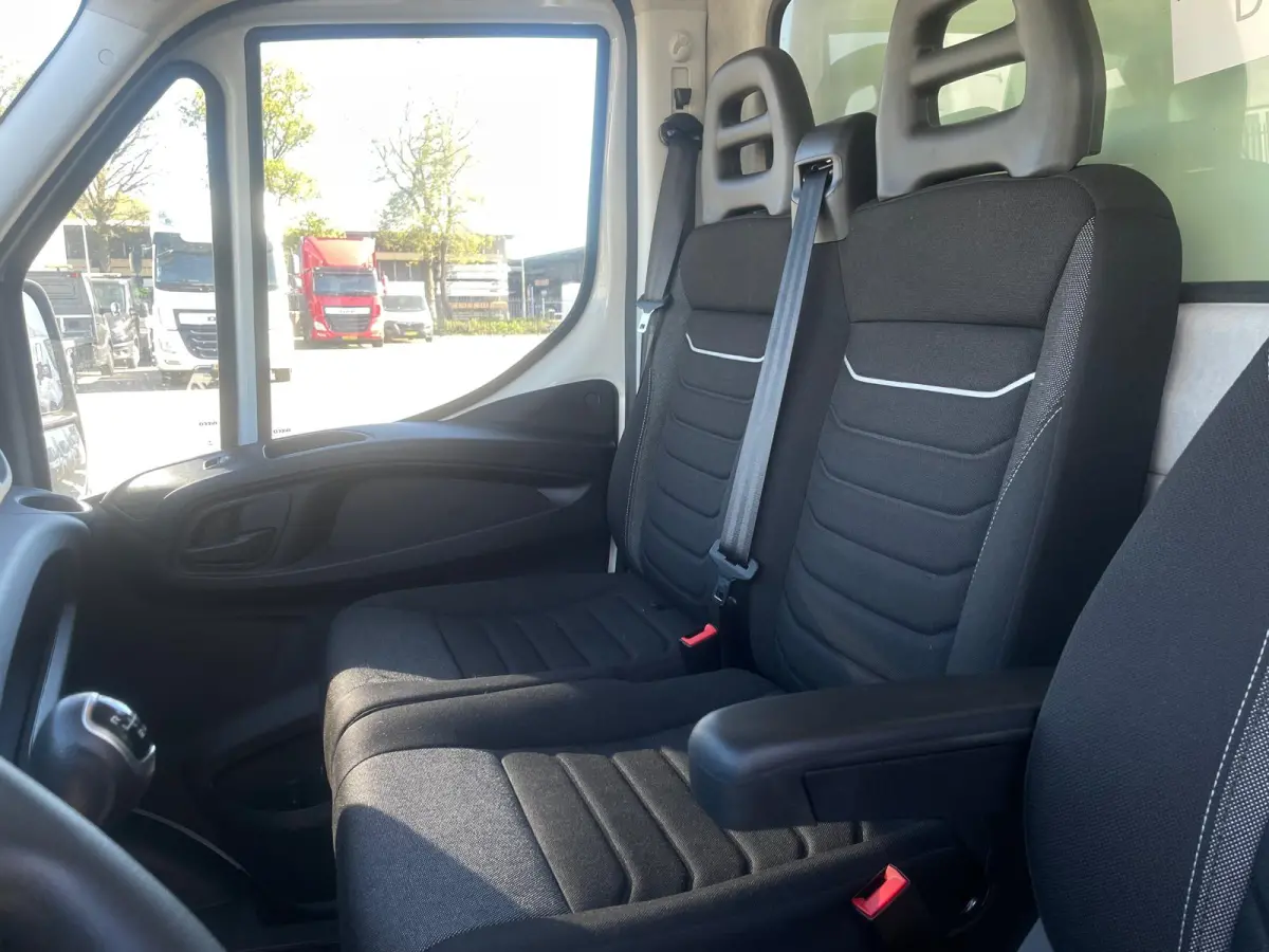 3.0 35C 16 BAKWAGEN MET LAADKLEP > BPM VRIJ! Meubelbak met laadklep / Bakwagen + klep