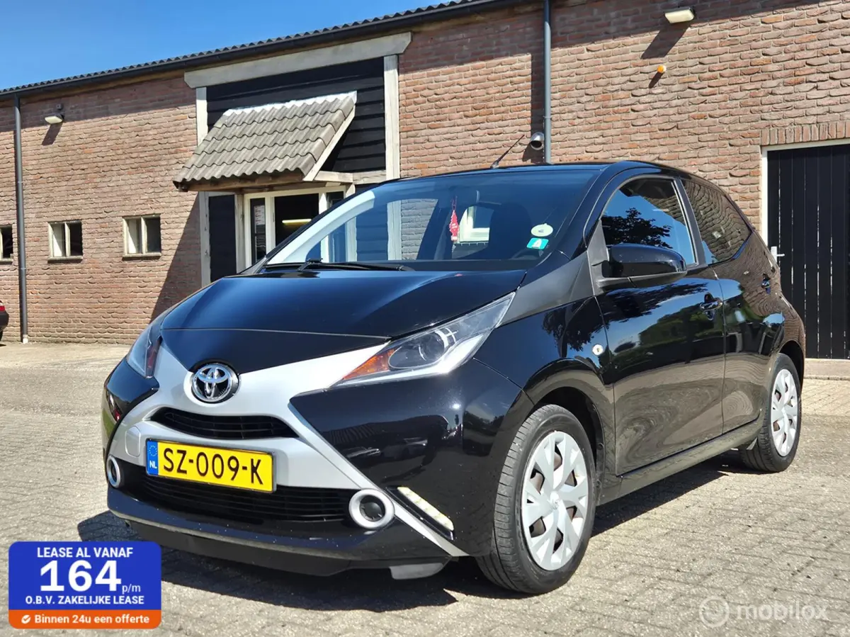 1.0 VVT-i x-cite I Automaat I Trekhaak I Camera I Cruise
