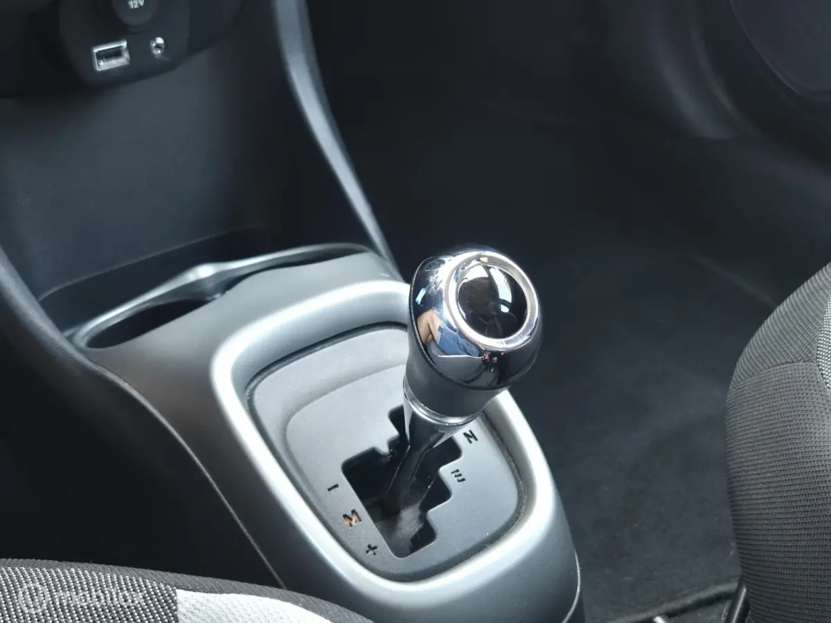 1.0 VVT-i x-cite I Automaat I Trekhaak I Camera I Cruise