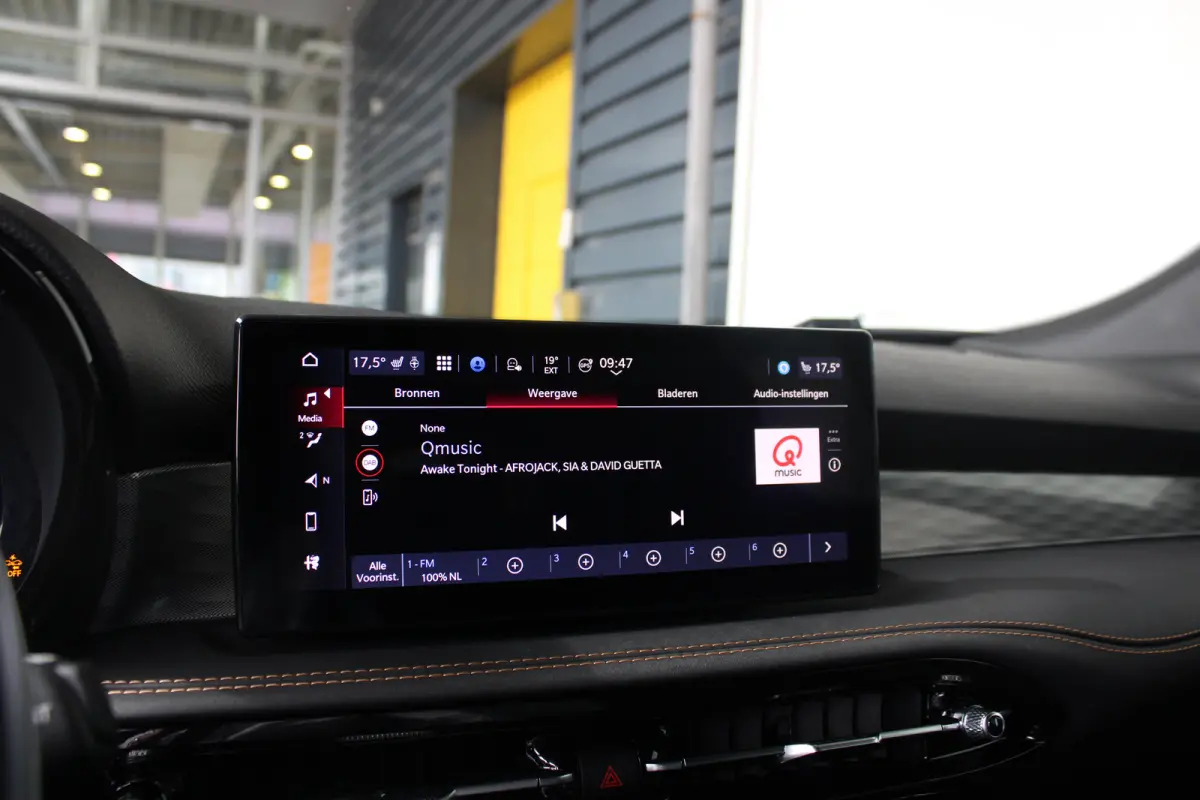 1.5T Hybrid Veloce | Lederen bekleding | Adaptieve cruise control | Stoelventilatie voor | Matrix LED |
