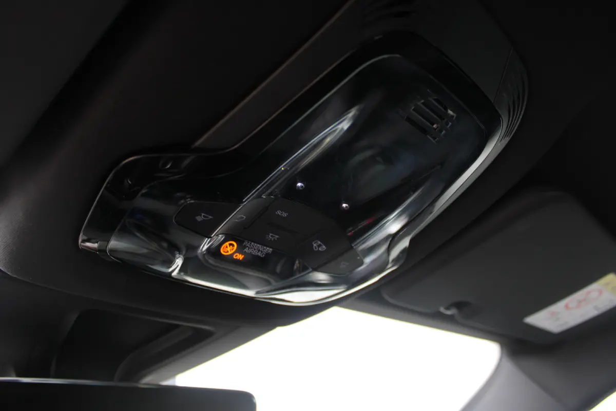 1.5T Hybrid Veloce | Lederen bekleding | Adaptieve cruise control | Stoelventilatie voor | Matrix LED |
