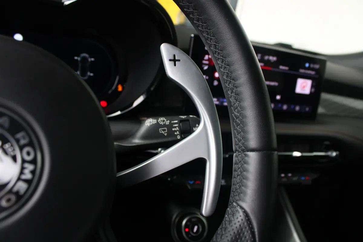 1.5T Hybrid Veloce | Lederen bekleding | Adaptieve cruise control | Stoelventilatie voor | Matrix LED |