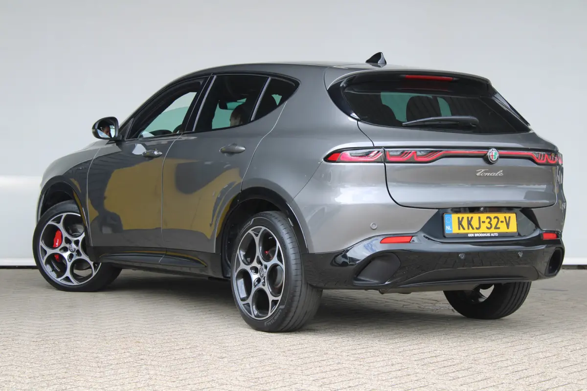 1.5T Hybrid Veloce | Lederen bekleding | Adaptieve cruise control | Stoelventilatie voor | Matrix LED |