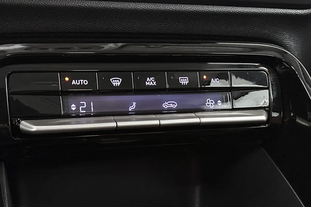 1.2 Hybrid 145pk Plus Achteruitrijcamera Apple CarPlay