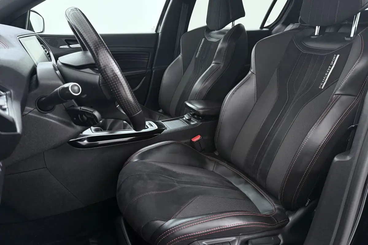 1.6 e-THP GTi 250 | Org NL | Camera | Stoelverwarming | Denon Audio | Keyless Entry/Start | Stoelmassage |