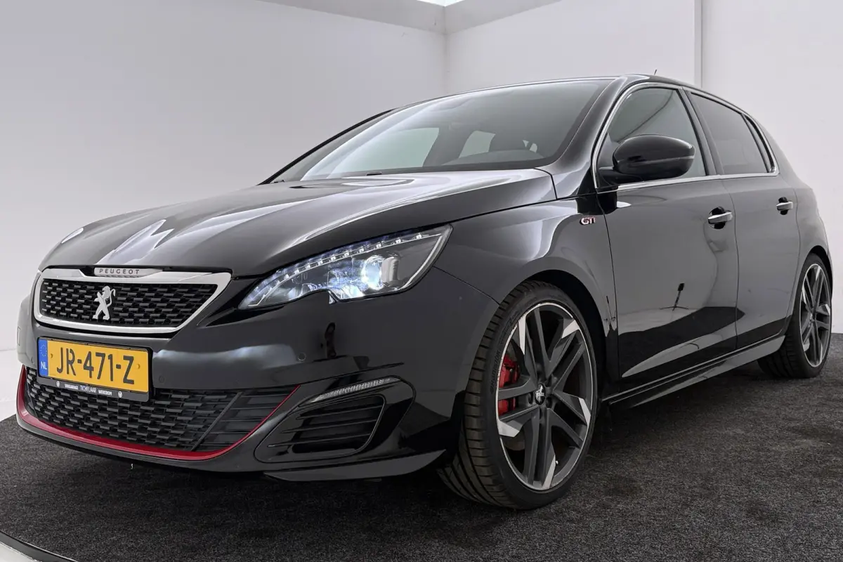 1.6 e-THP GTi 250 | Org NL | Camera | Stoelverwarming | Denon Audio | Keyless Entry/Start | Stoelmassage |