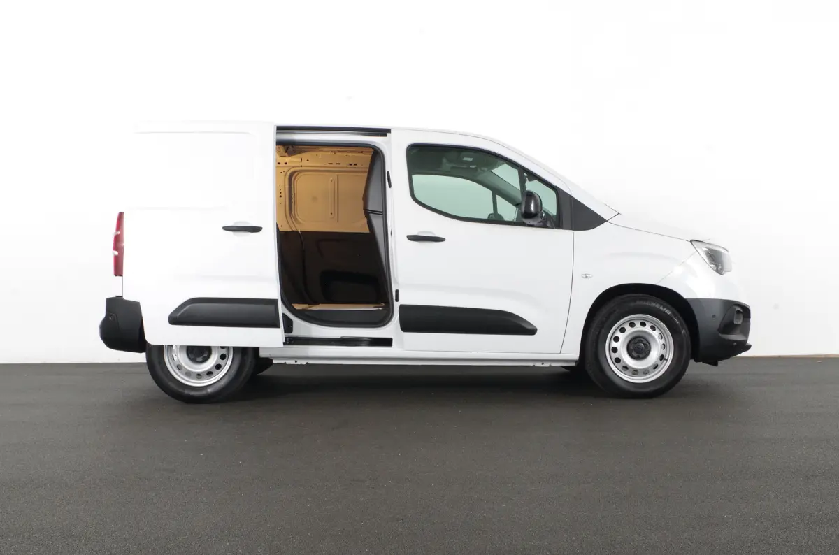 Combo-e Electric 136 L1 50kWh > 2025/Comfort stoel/Camera/Apple Carplay/Android Auto  | 3443 |