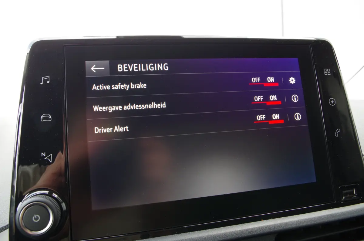 Combo-e Electric 136 L1 50kWh > 2025/Comfort stoel/Camera/Apple Carplay/Android Auto  | 3443 |