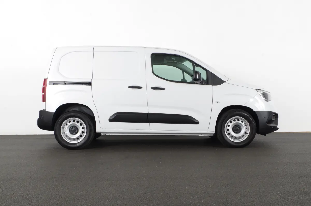 Combo-e Electric 136 L1 50kWh > 2025/Comfort stoel/Camera/Apple Carplay/Android Auto  | 3443 |