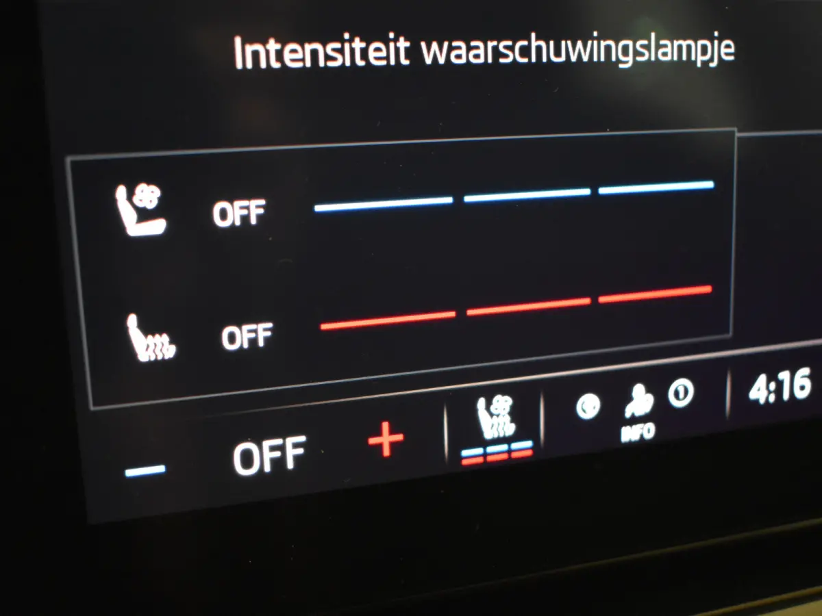 1.4 TSI iV PHEV Sportline business | Elektr. Stoel incl Ventilatie/Verwarm/Memory | Head up display | Dodehoekdetectie | Keyless | Navigatie | Camera achter | Adaptief cruise control | App c