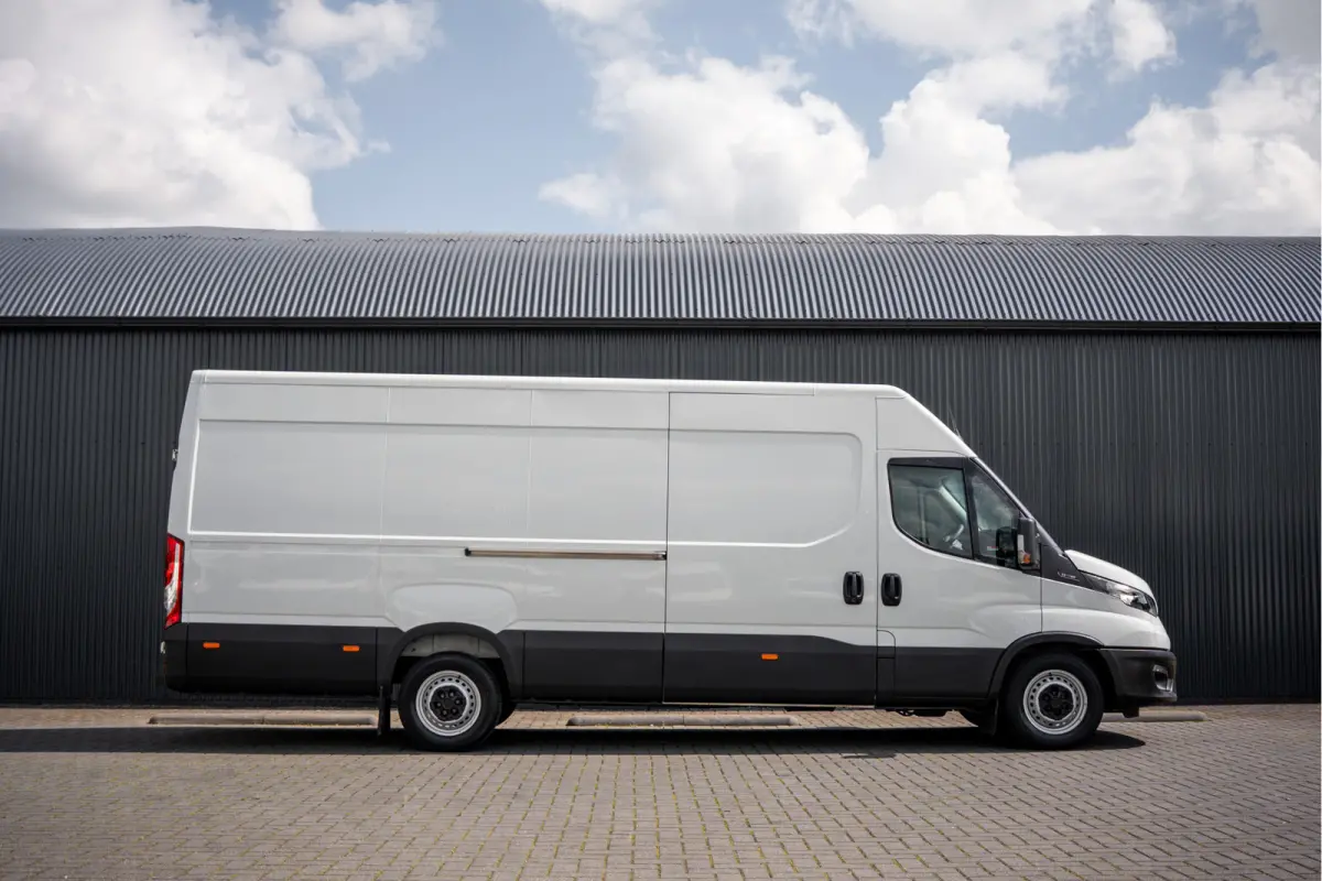 35S16 | L4H2 | 157 PK | 3-Zits | Airco | Parkeersensoren