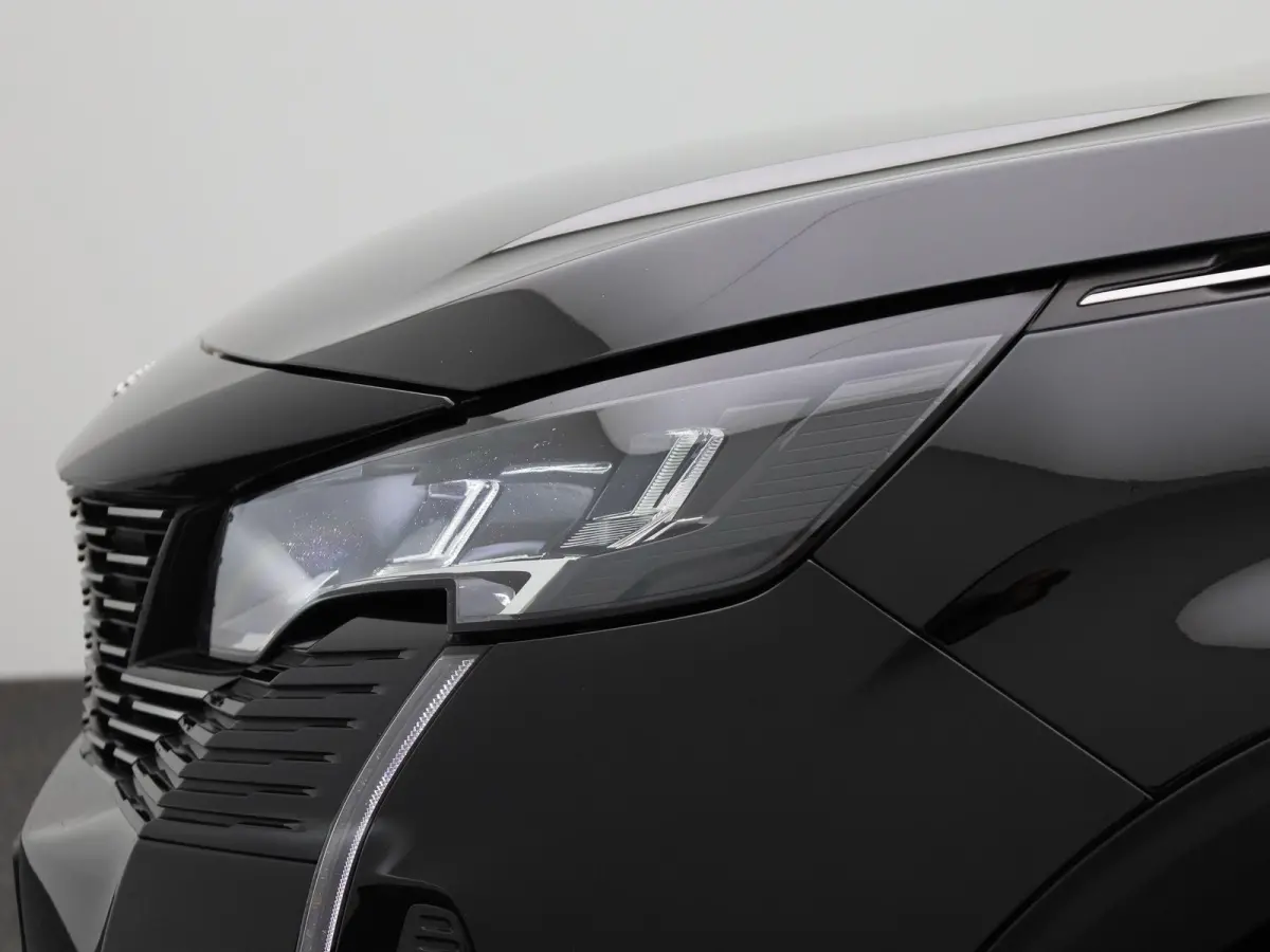 1.2 PureTech Blue Lease Active | NAVIGATIE | ACHTERUITRIJCAMERA | APPLE CARPLAY / ANDROID AUTO | CLIMATE CONTROL |