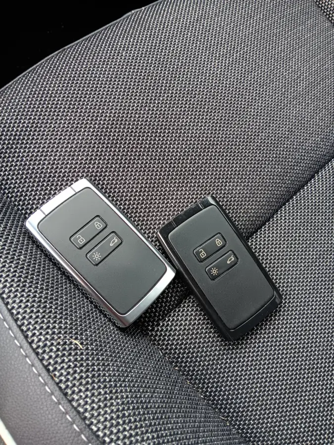 1.6 E-Tech Plug-in Hybrid 160 Edition One GROOT NAV,VIRTUAL DASH. AUTOMAAT
