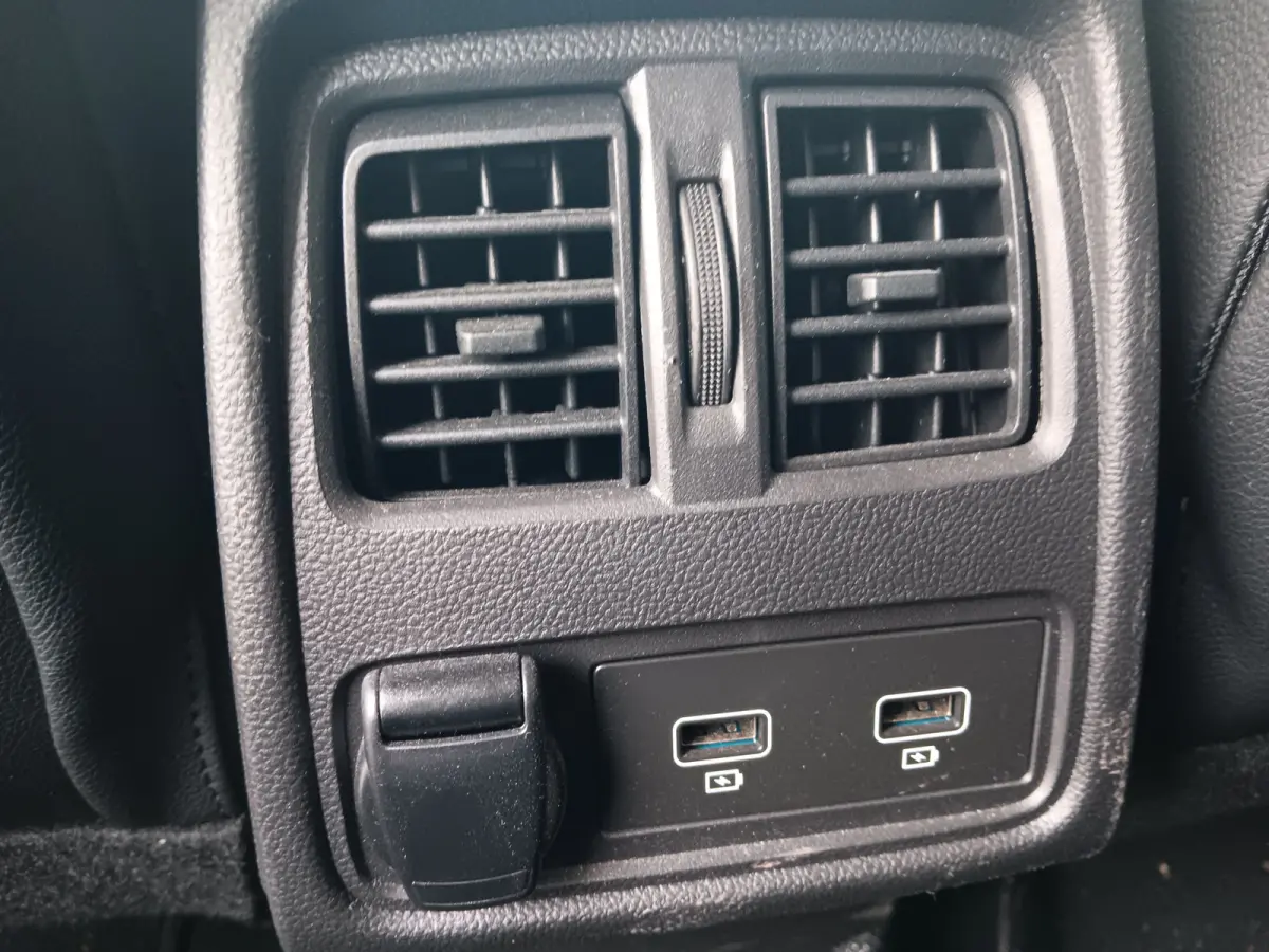 1.6 E-Tech Plug-in Hybrid 160 Edition One GROOT NAV,VIRTUAL DASH. AUTOMAAT