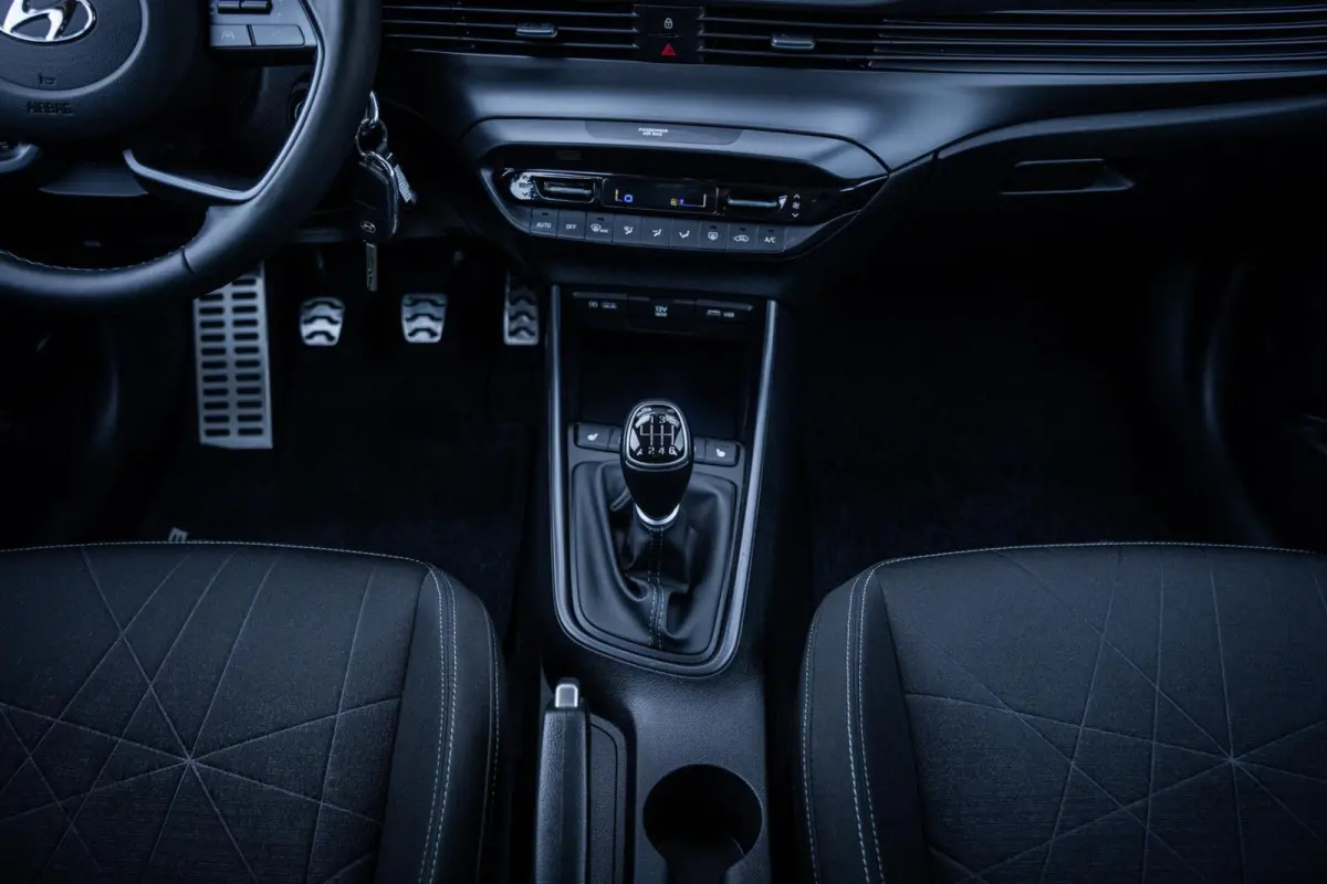 1.0 T-GDI*BOSE*CAMERA*DIGITAAL DASH*CARPLAY*LED