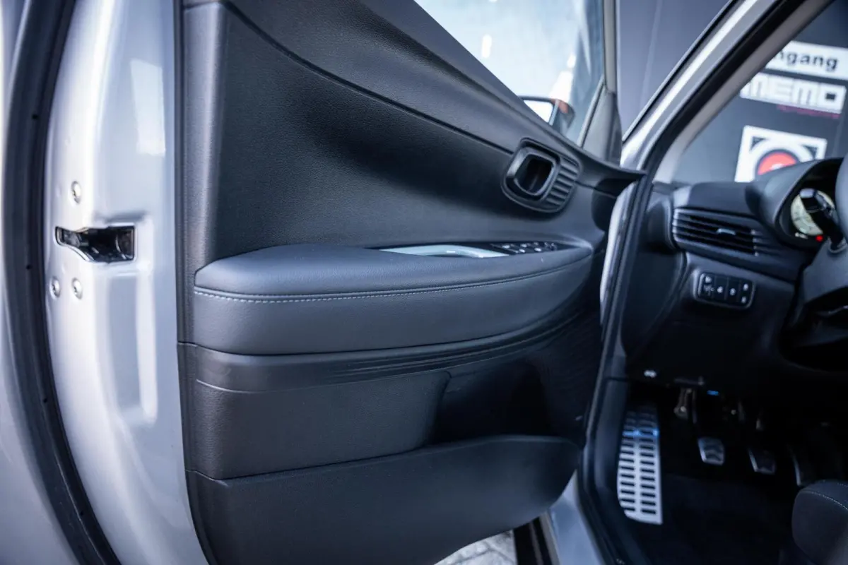 1.0 T-GDI*BOSE*CAMERA*DIGITAAL DASH*CARPLAY*LED