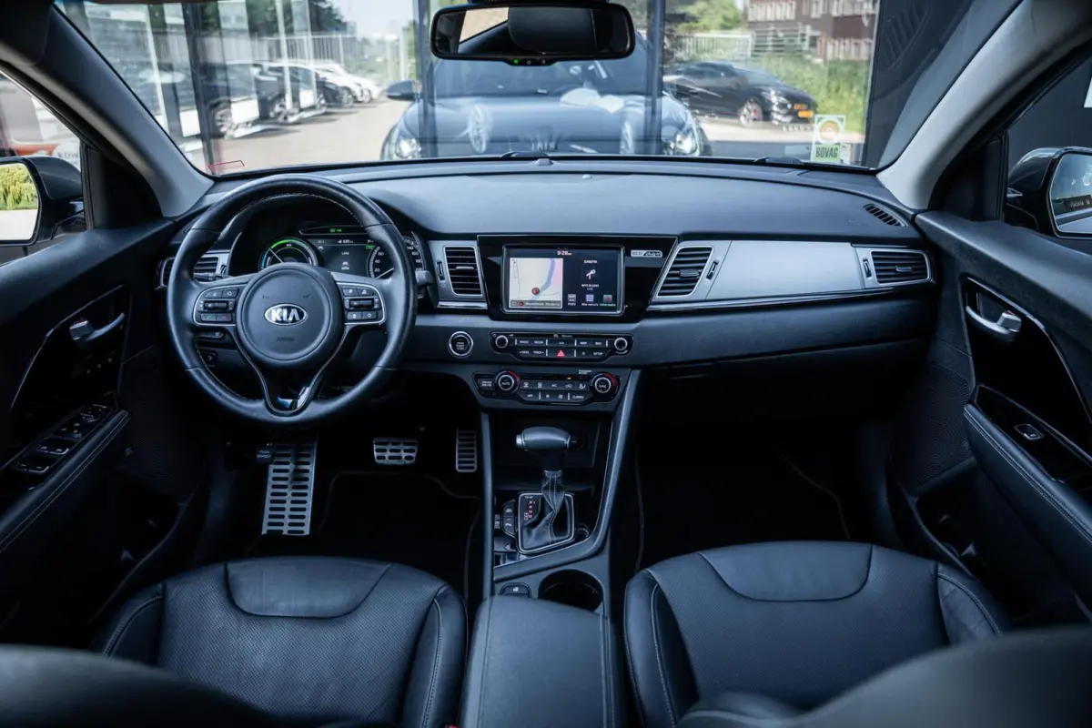 1.6 GDi Hybrid Executive*PHEV*SCHUIFDAK*LEDER*JBL!*