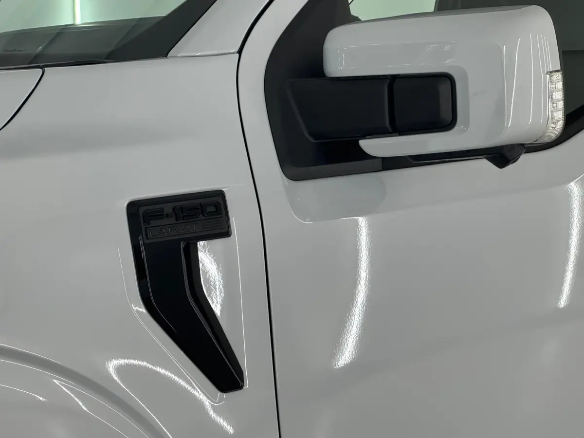 USA 5.0 V8 Lariat black FX4 / B&O / Pano / HUD