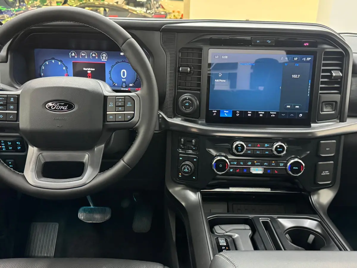 USA 5.0 V8 Lariat black FX4 / B&O / Pano / HUD