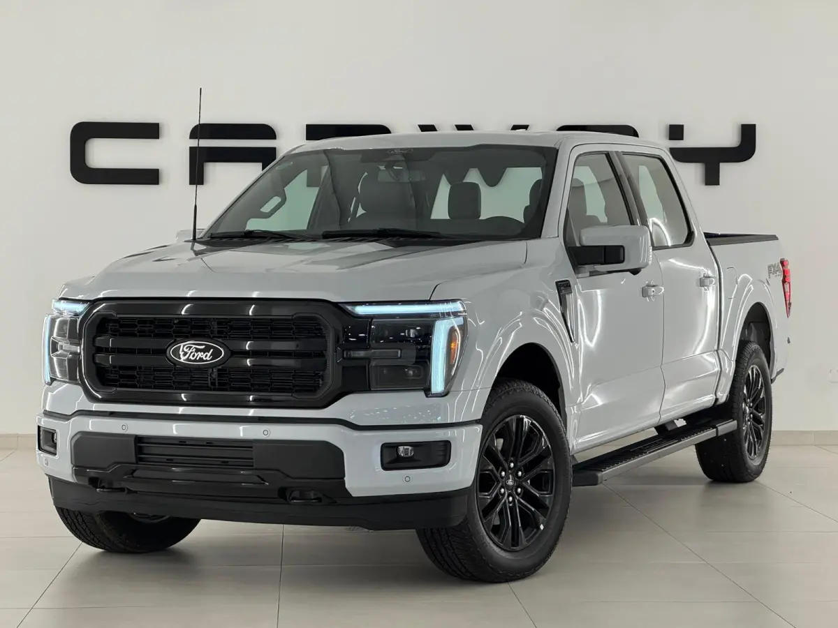 USA 5.0 V8 Lariat black FX4 / B&O / Pano / HUD