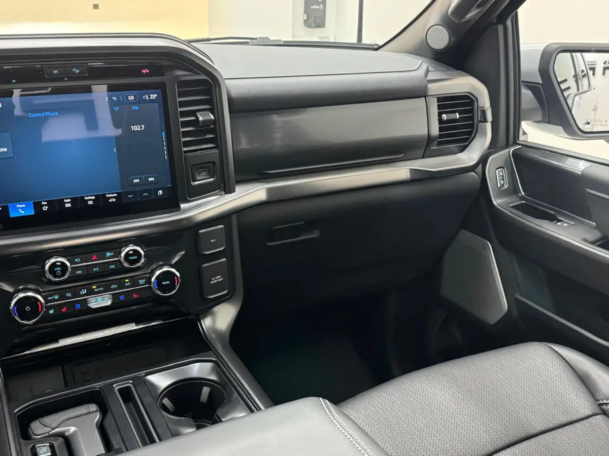 USA 5.0 V8 Lariat black FX4 / B&O / Pano / HUD