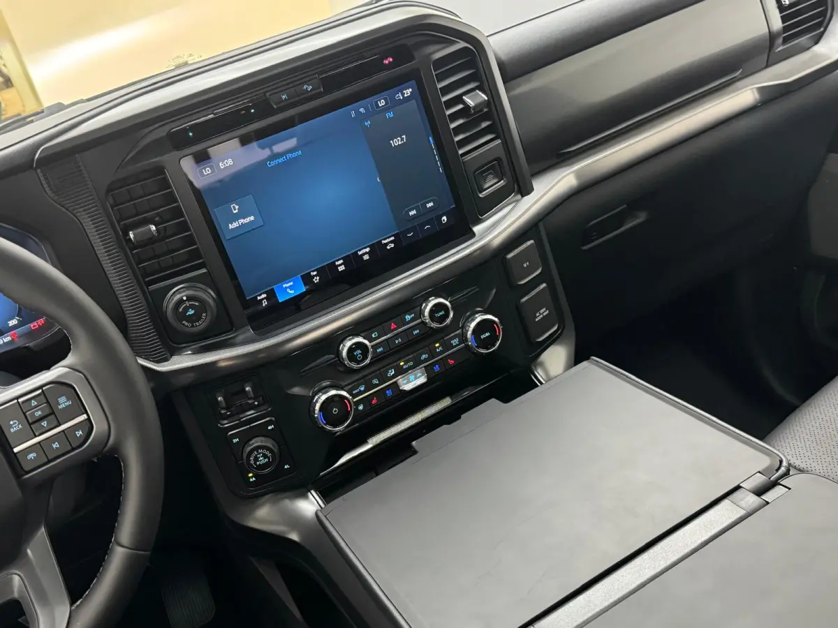 USA 5.0 V8 Lariat black FX4 / B&O / Pano / HUD