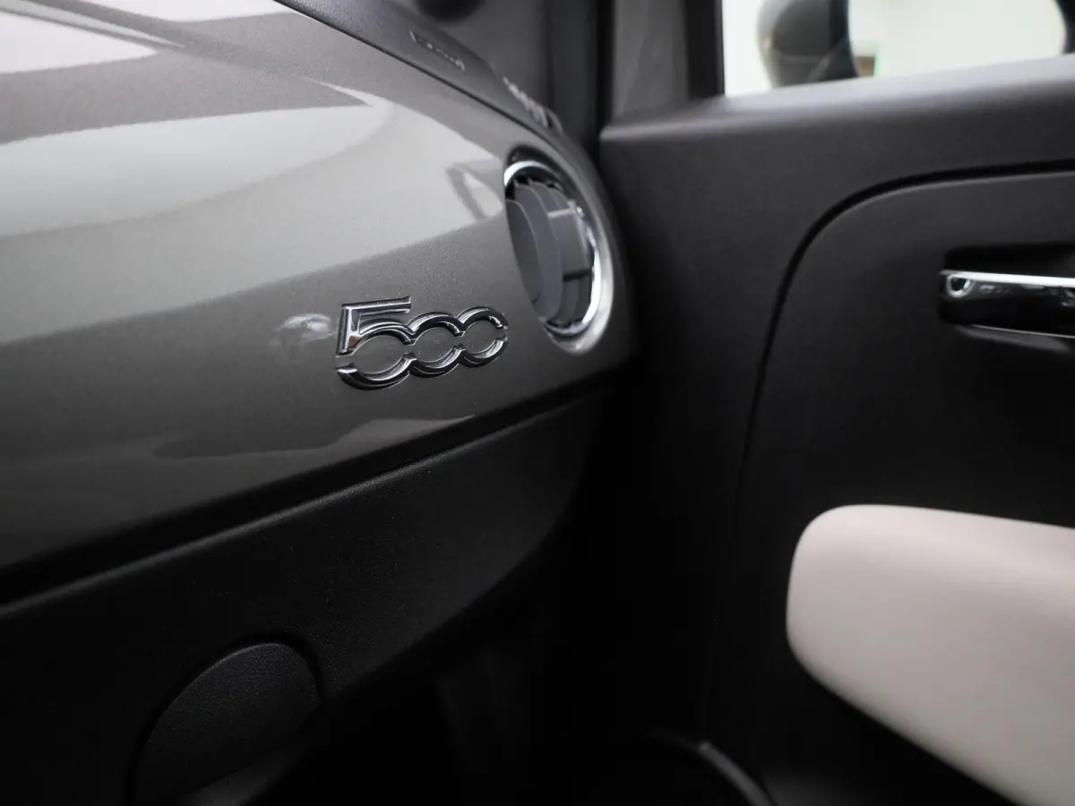 1.0 Hybrid Dolcevita | Apple Carplay | Cruise Control | Airconditioning | LMV |