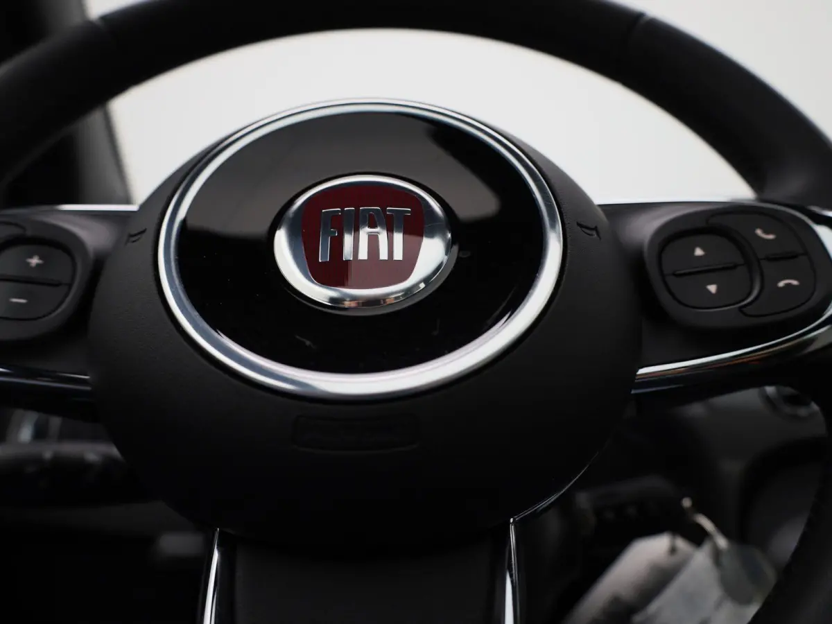 1.0 Hybrid Dolcevita | Apple Carplay | Cruise Control | Airconditioning | LMV |