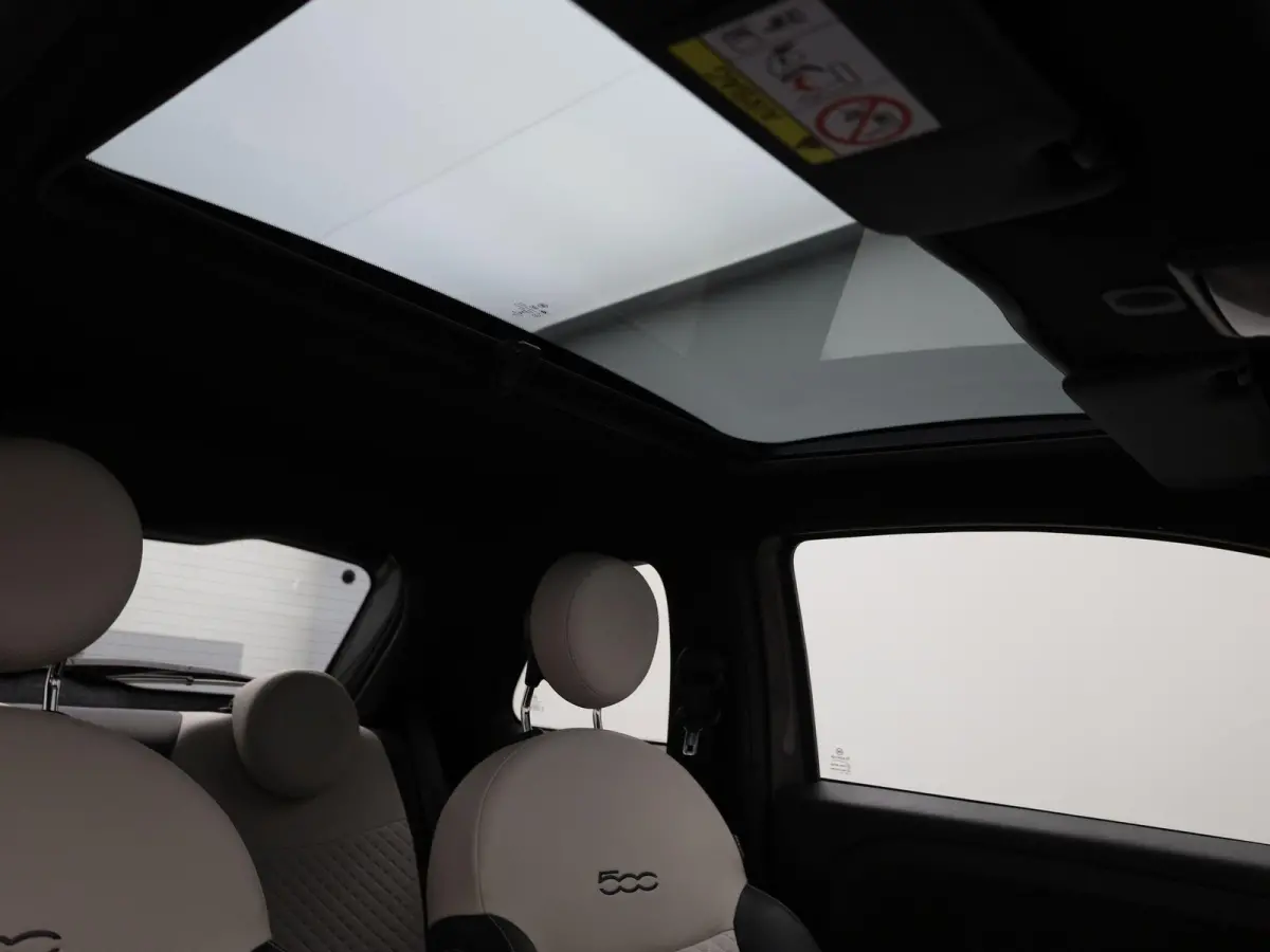 1.0 Hybrid Dolcevita | Apple Carplay | Cruise Control | Airconditioning | LMV |