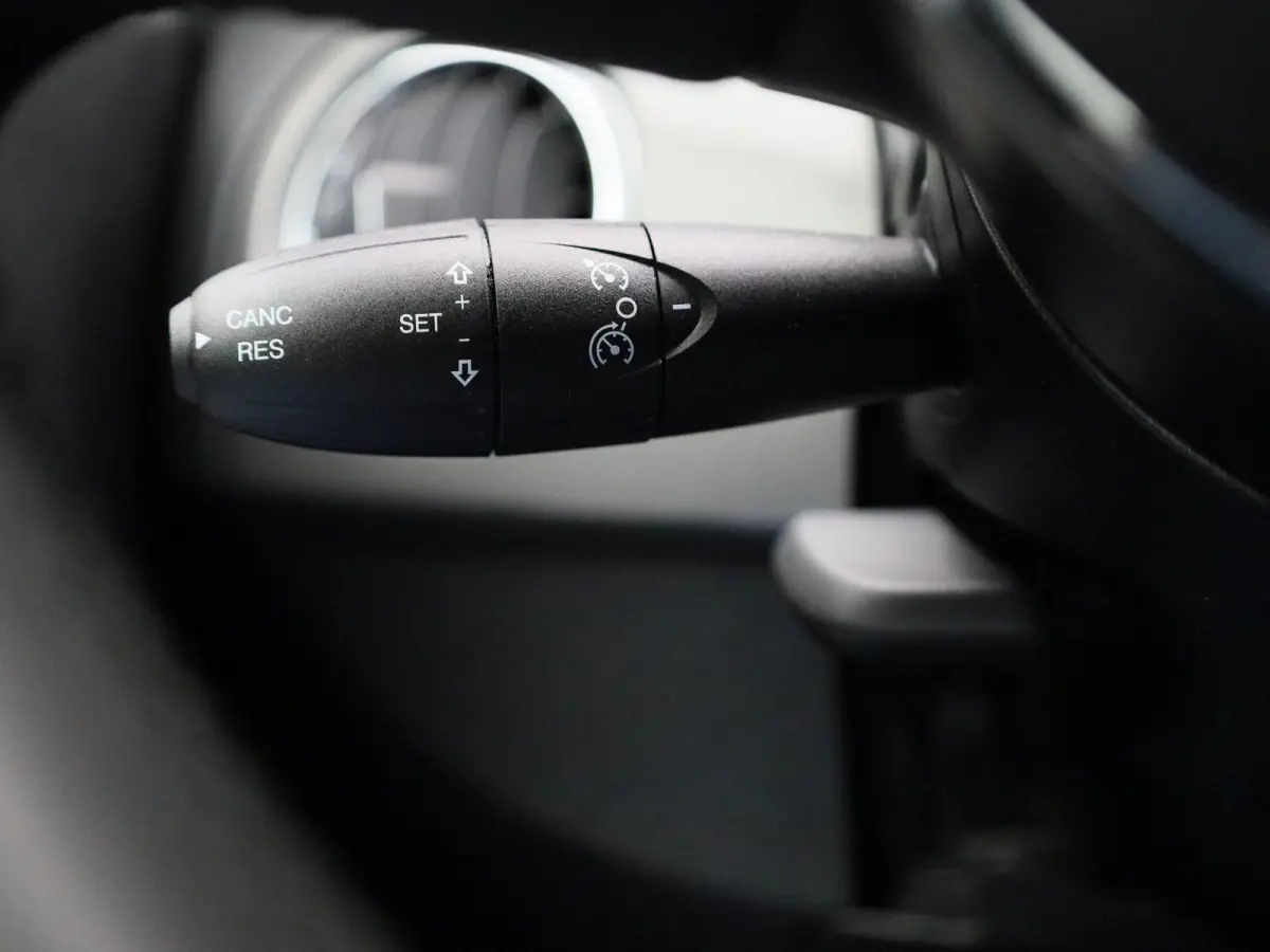 1.0 Hybrid Dolcevita | Apple Carplay | Cruise Control | Airconditioning | LMV |