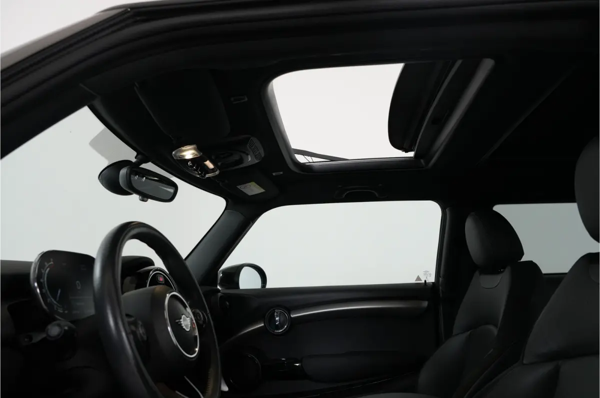 1.5 Cooper Chili | Pano | Leder | Stl. verw. | PDC | Sportstoelen |