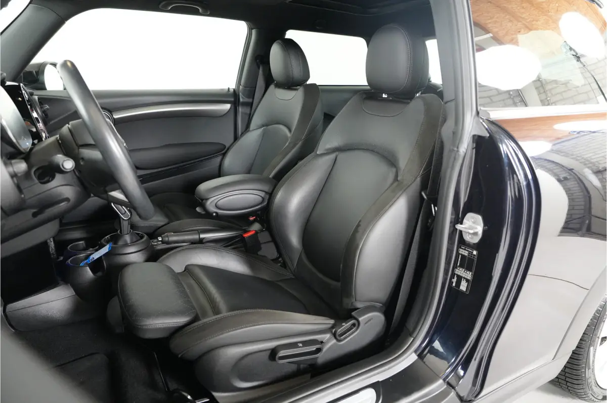 1.5 Cooper Chili | Pano | Leder | Stl. verw. | PDC | Sportstoelen |