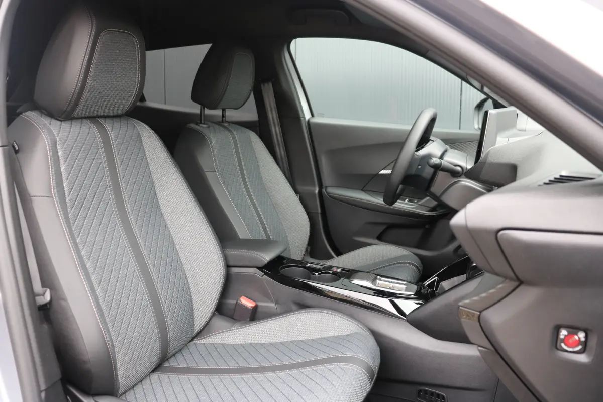 Allure, | Cruise control adaptief | Apple Carplay/Android Auto | Camera | Navi |