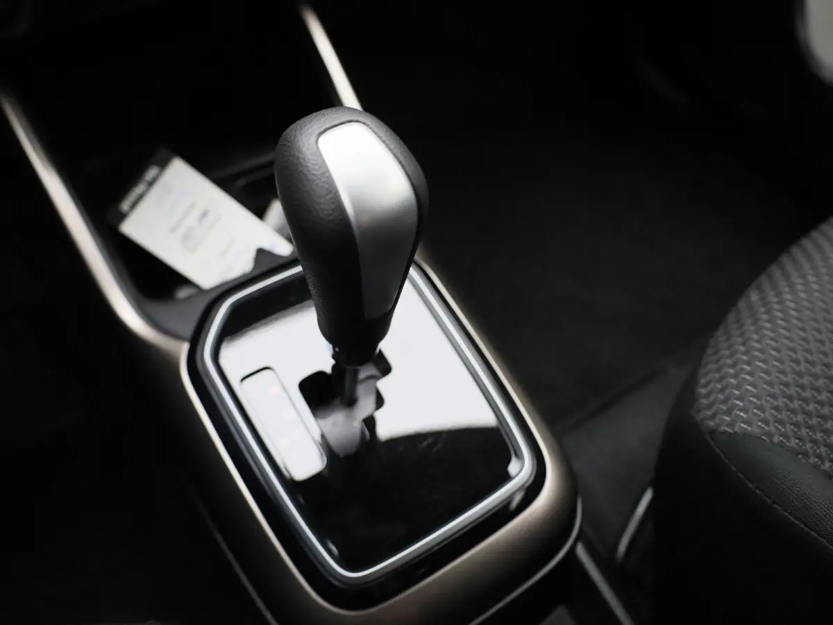 1.2 Select AUTOMAAT | 16 INCH LMV | LED | APPLE CARPLAY | KEYLES | CAMERA | DAB | CRUISE | CLIMA | STOELVERWARMING | 12 MAANDEN BOVAG GARANTIE |