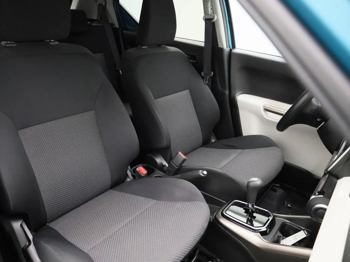 1.2 Select AUTOMAAT | 16 INCH LMV | LED | APPLE CARPLAY | KEYLES | CAMERA | DAB | CRUISE | CLIMA | STOELVERWARMING | 12 MAANDEN BOVAG GARANTIE |