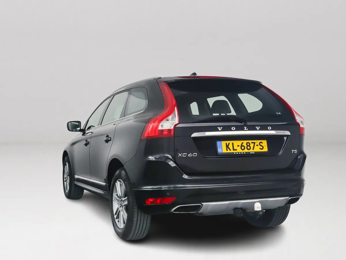 T5 FWD Nordic+ | Panoramadak | Park assist | Cruise control | Stoelverwarming