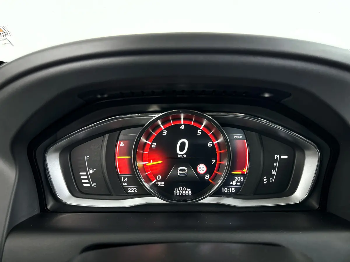 T5 FWD Nordic+ | Panoramadak | Park assist | Cruise control | Stoelverwarming