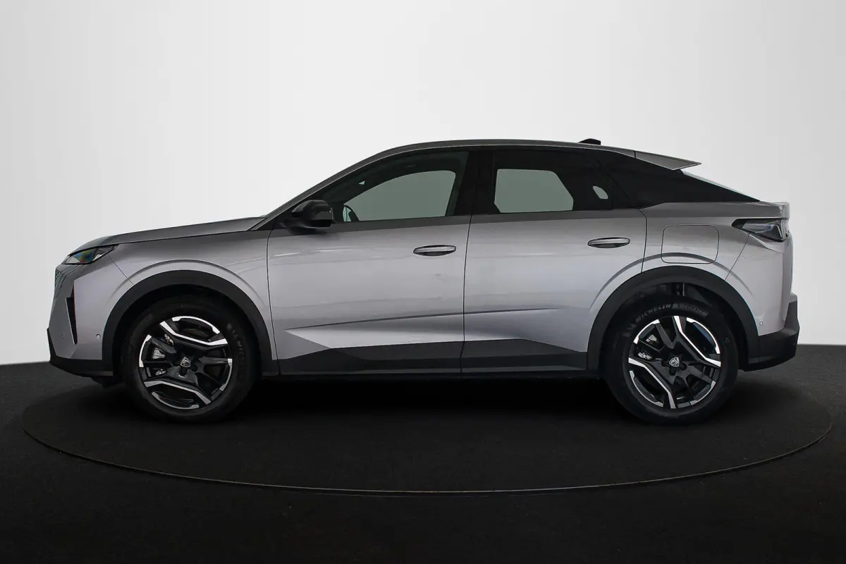 1.6 plug-in Hybrid 195 Allure /Navi / Camera / Trekhaak / Voordeel