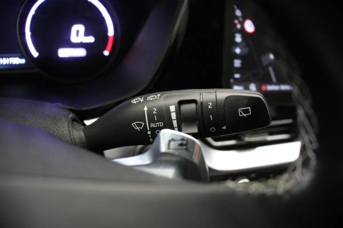 E-Niro DynamicLine 64 kWh - Carplay, Camera, Half Leer, Stoelverw.