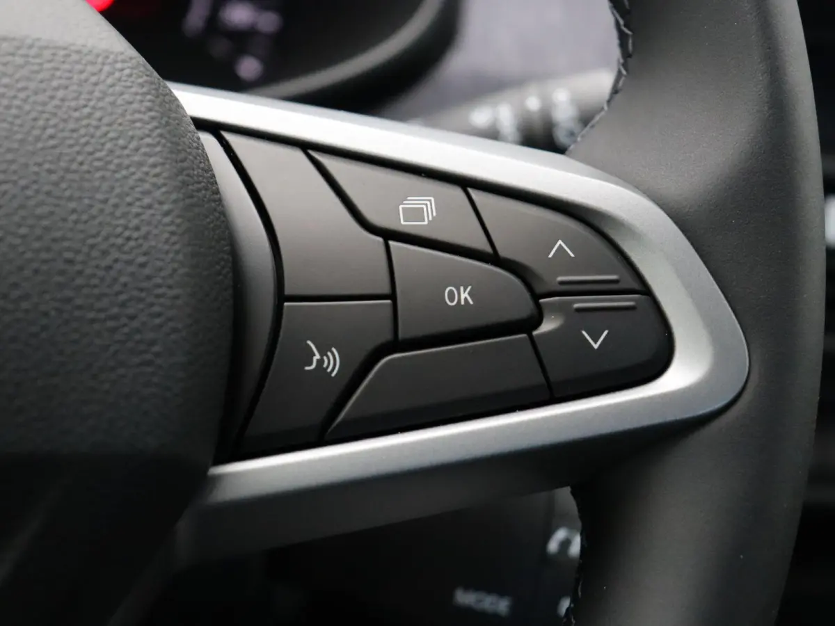 TCe 100pk limited edition | Achteruitrijcamera | Climate control | Cruise control |