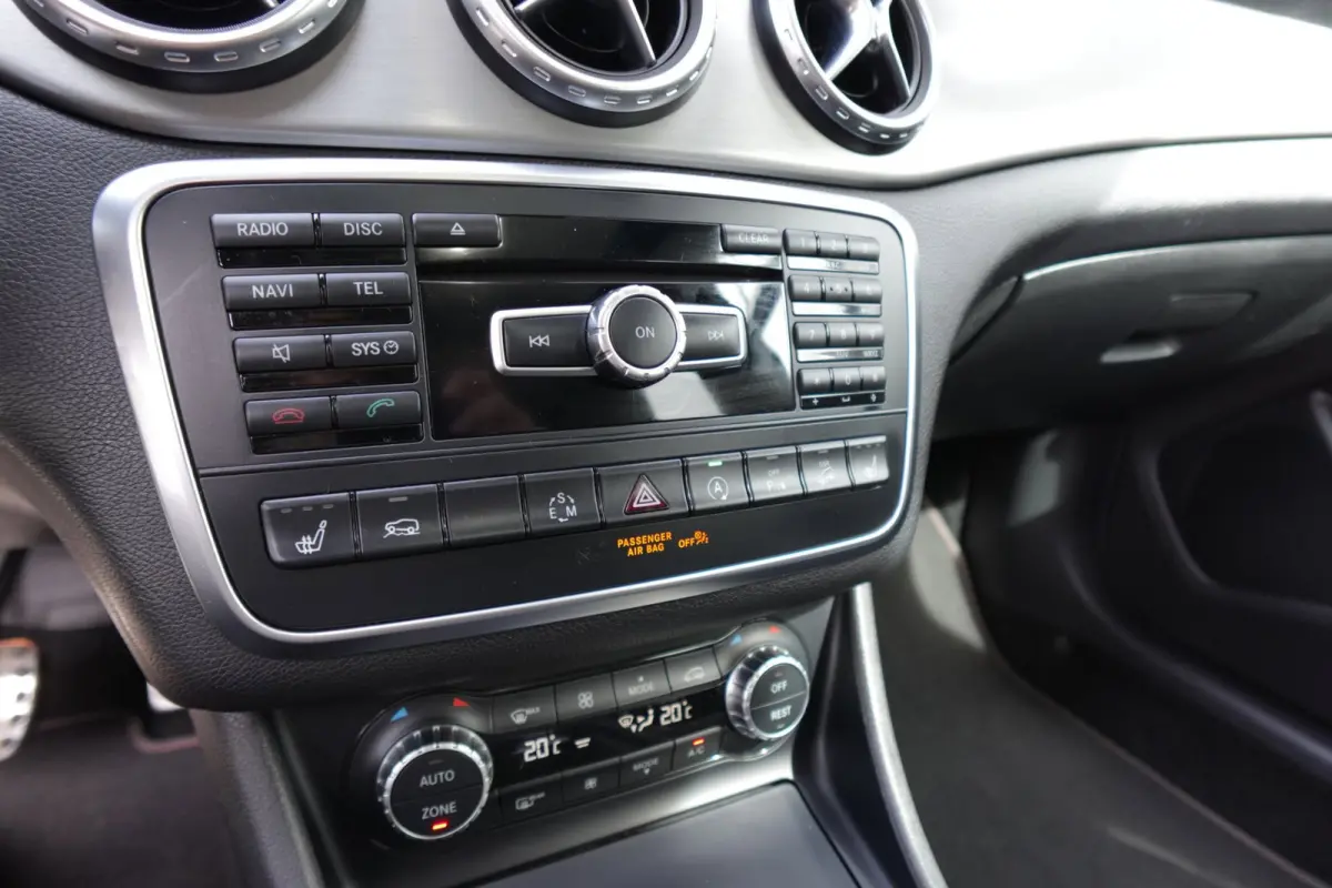 250 4Matic Prestige PANO CAM NAVI