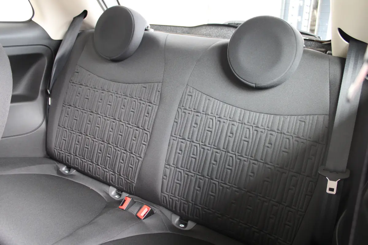 1.0 Hybrid | Cruise control | Apple Carplay/ Android Auto | Lichtmetalen velgen |