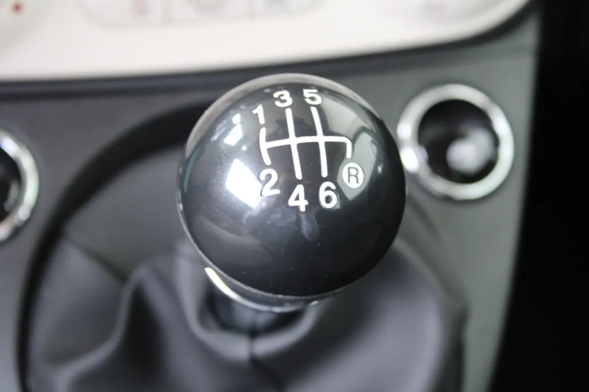 1.0 Hybrid | Cruise control | Apple Carplay/ Android Auto | Lichtmetalen velgen |