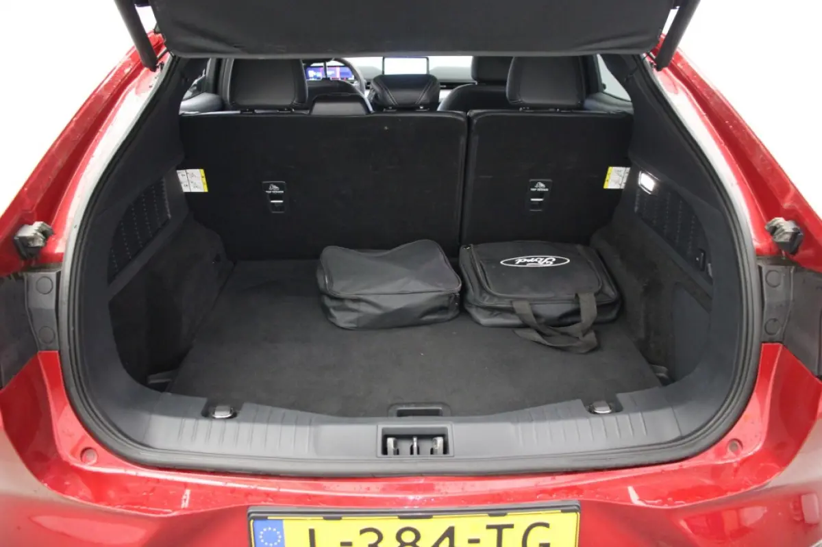 RWD 75 kWh - Carplay, Camera, Leer, Stoel/Stuur Verw. B&O, Afn. Trekhaak, SOH 93%