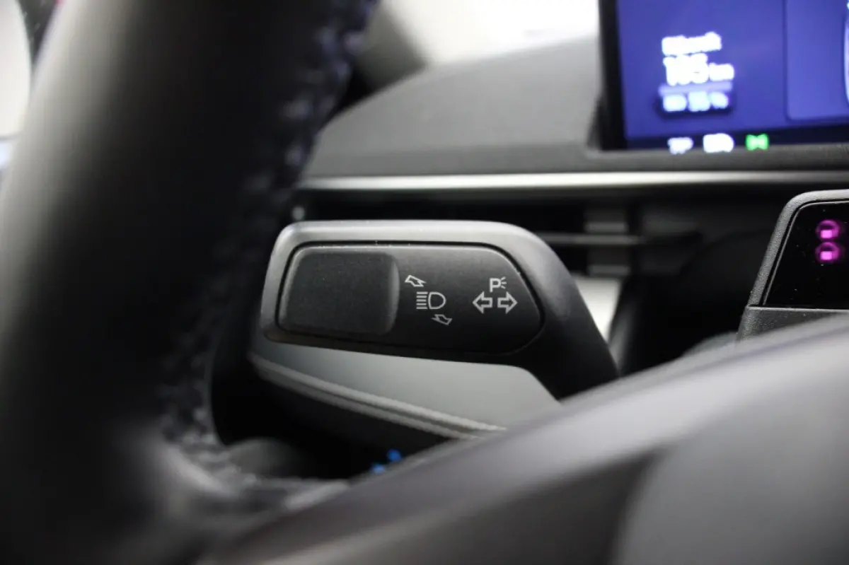 RWD 75 kWh - Carplay, Camera, Leer, Stoel/Stuur Verw. B&O, Afn. Trekhaak, SOH 93%