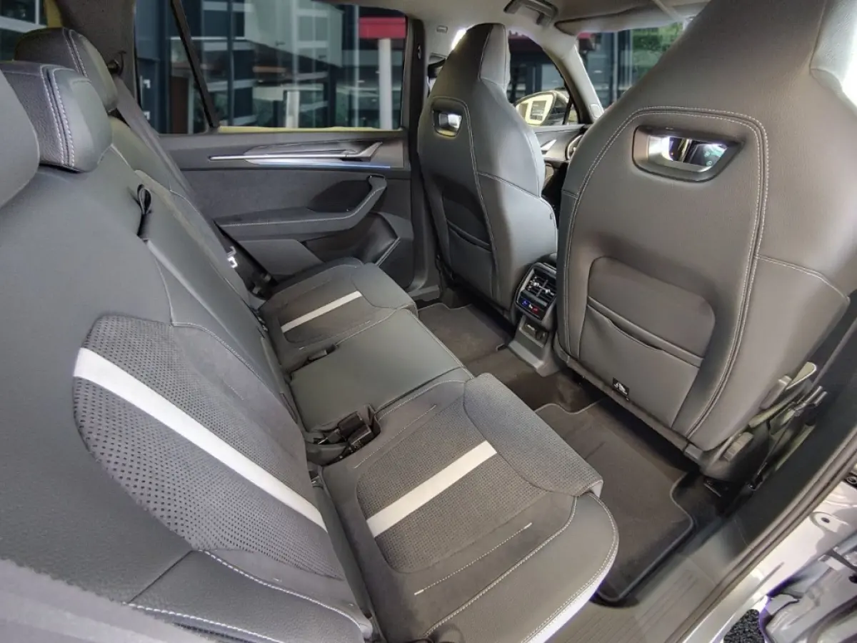 1.5 TSI IV SPORTLINE FISCAAL LAAG! TREKHAAK/CAMERA/DCC/ACC/STOELVERW