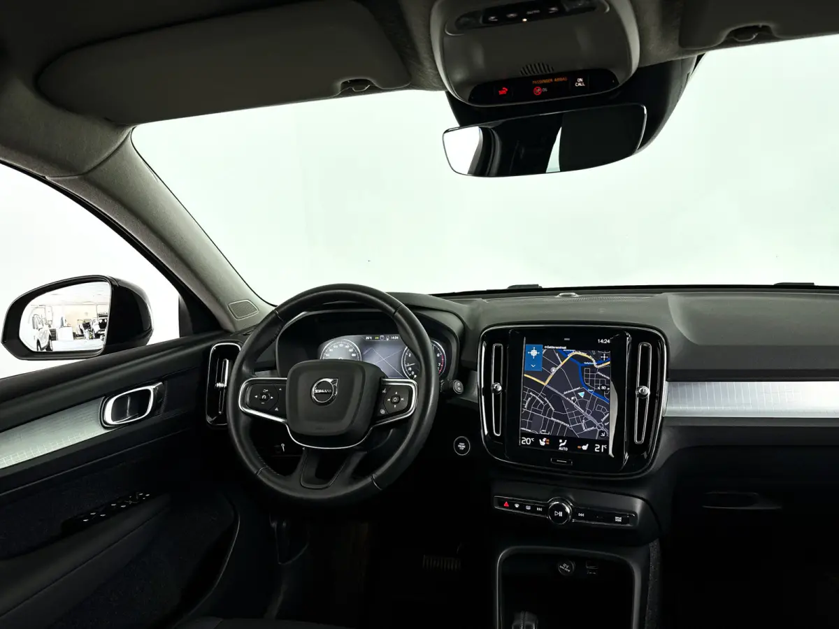 T2 Business Pro | Parkeercamera | Stoelverwarming | Cruise control adaptief | Navigatie