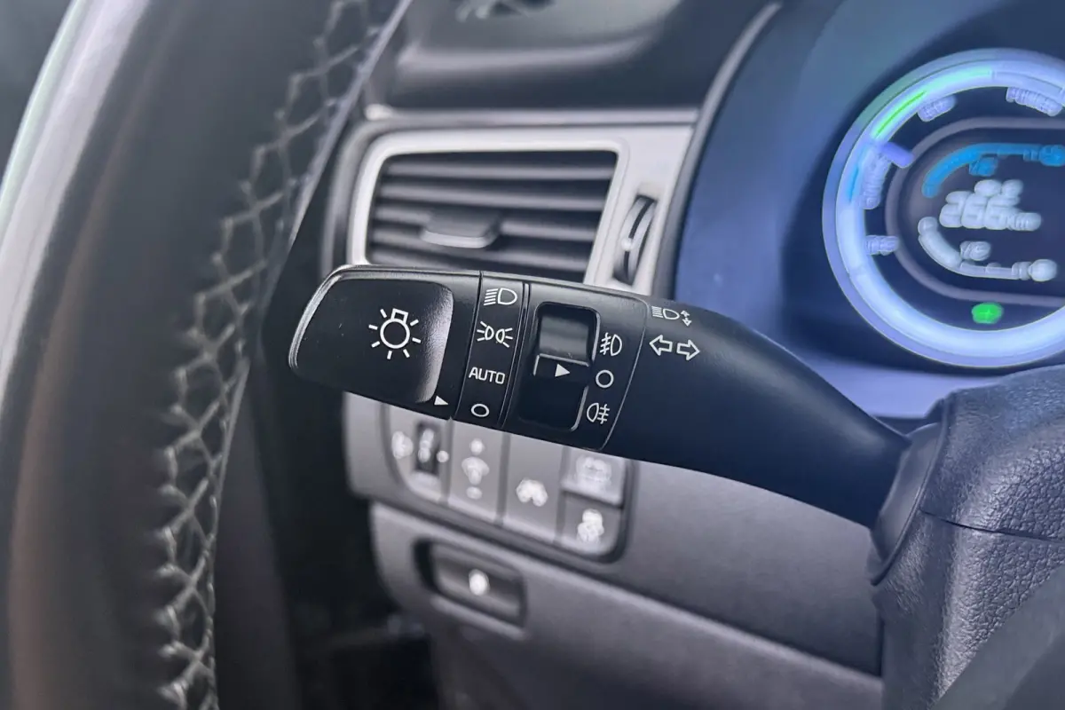 1.6 GDi Hybrid DynamicLine | Camera | CarPlay | Navigatie | Volledig Ond. | 18" Velgen |
