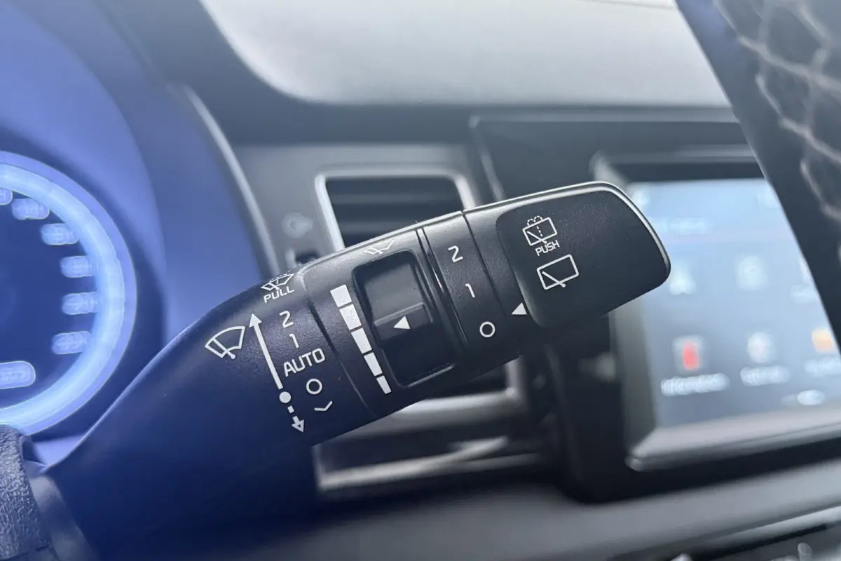1.6 GDi Hybrid DynamicLine | Camera | CarPlay | Navigatie | Volledig Ond. | 18" Velgen |